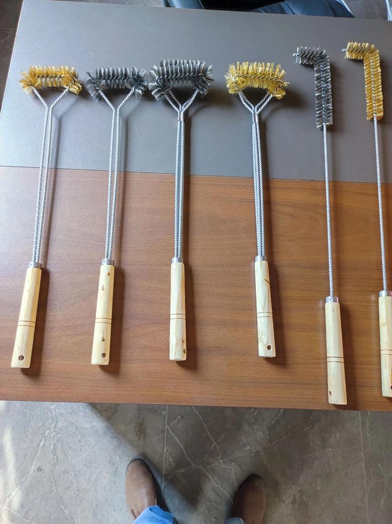 工业毛刷：制造业的得力助手